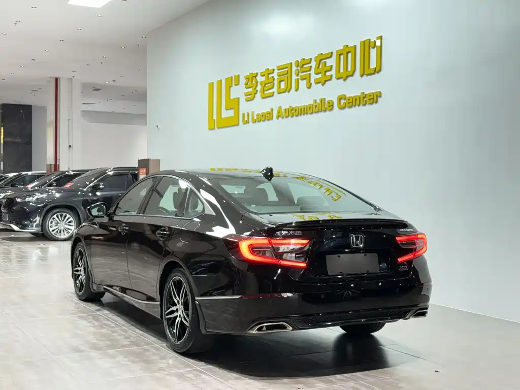 Honda Accord 2022 — фото 4