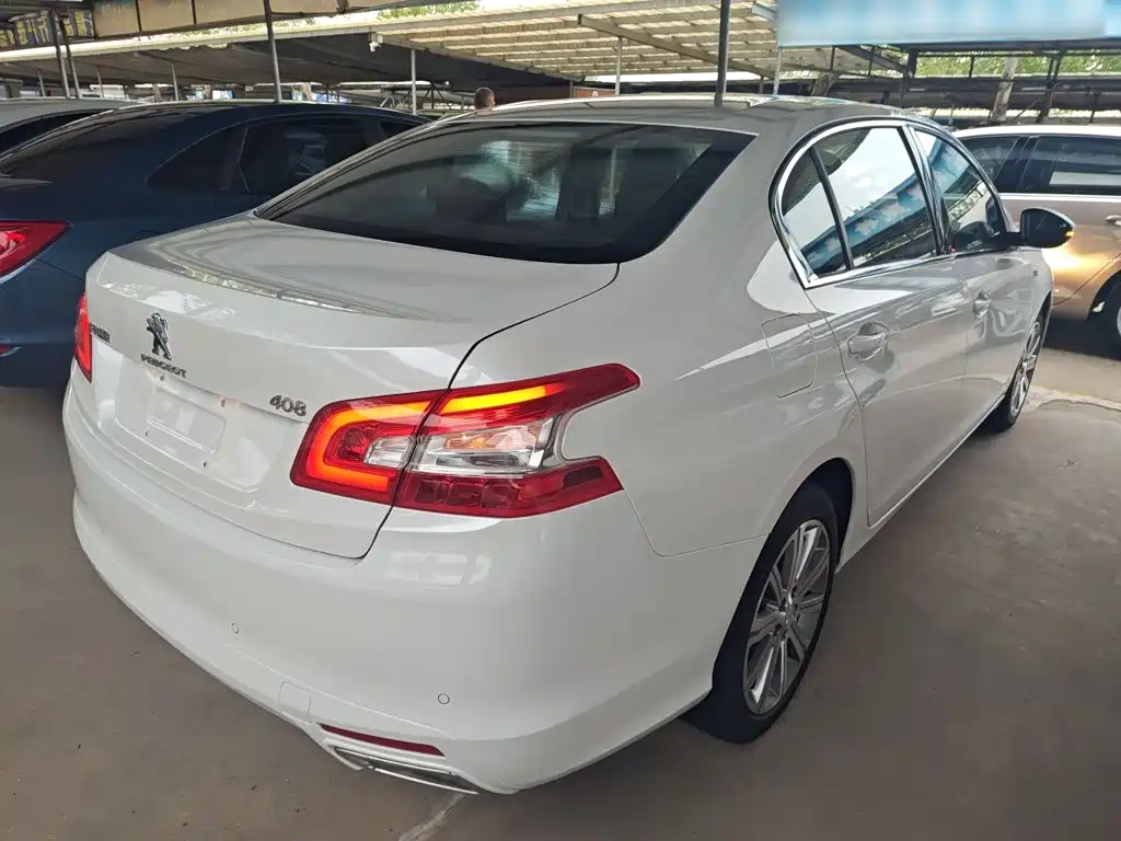 Peugeot 408 2017