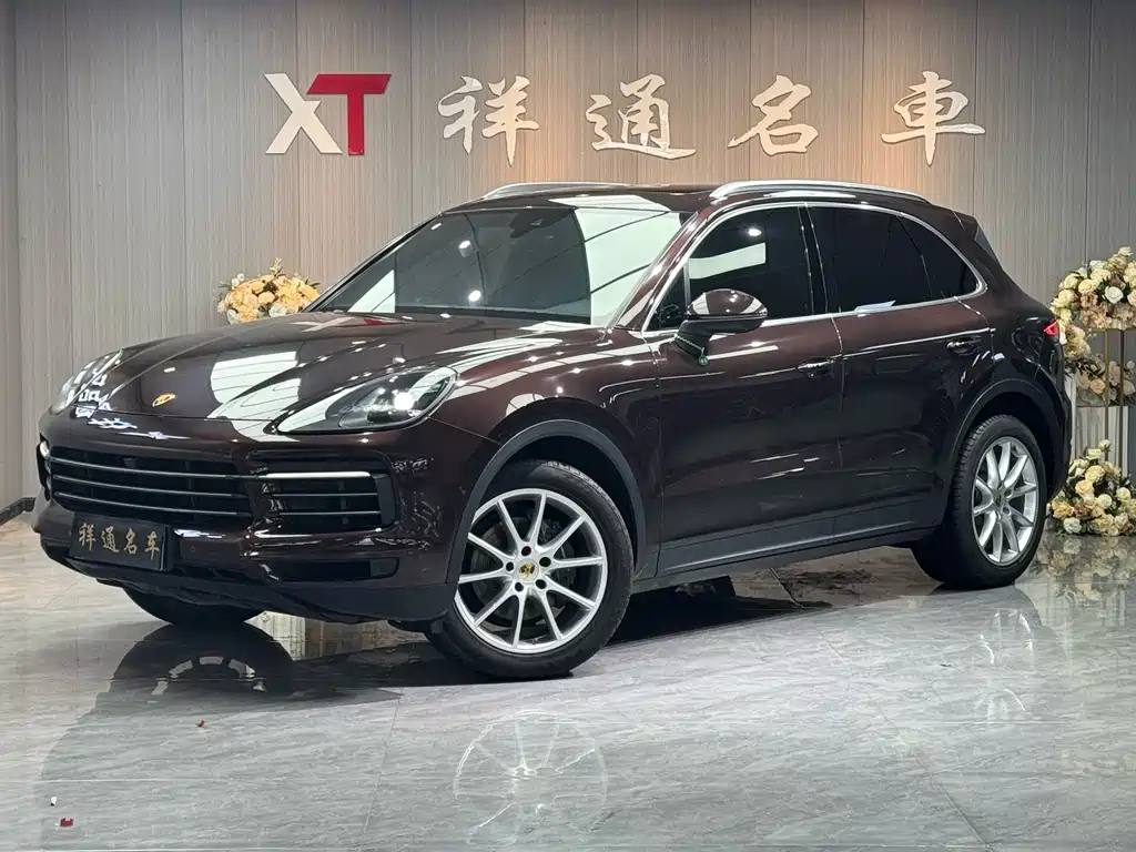 Porsche Cayenne 2018 — фото 1