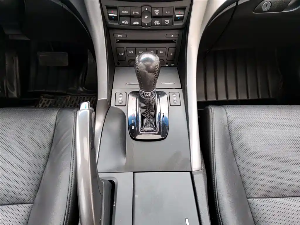 Honda Spirior 2014 — фото 14