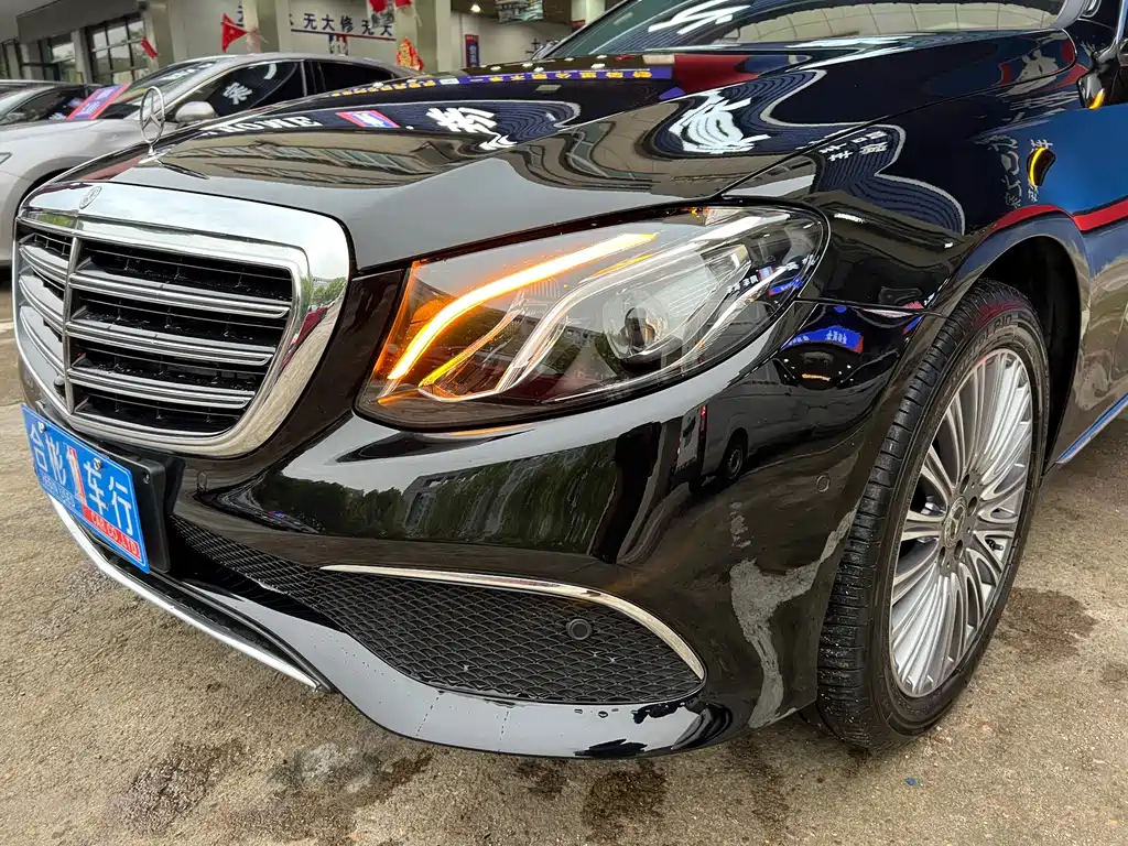 Mercedes-Benz E-Class 2020 — фото 29