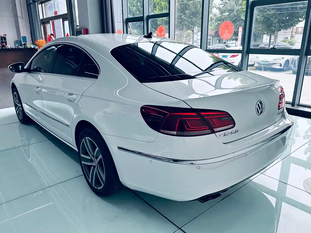 Volkswagen CC 2015 — фото 4