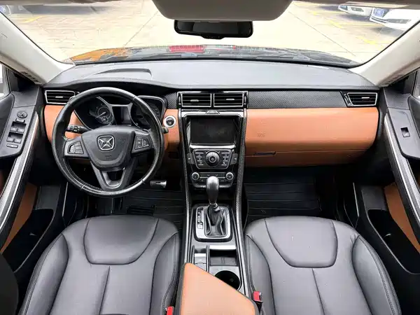 JMC Yusheng S330 2016