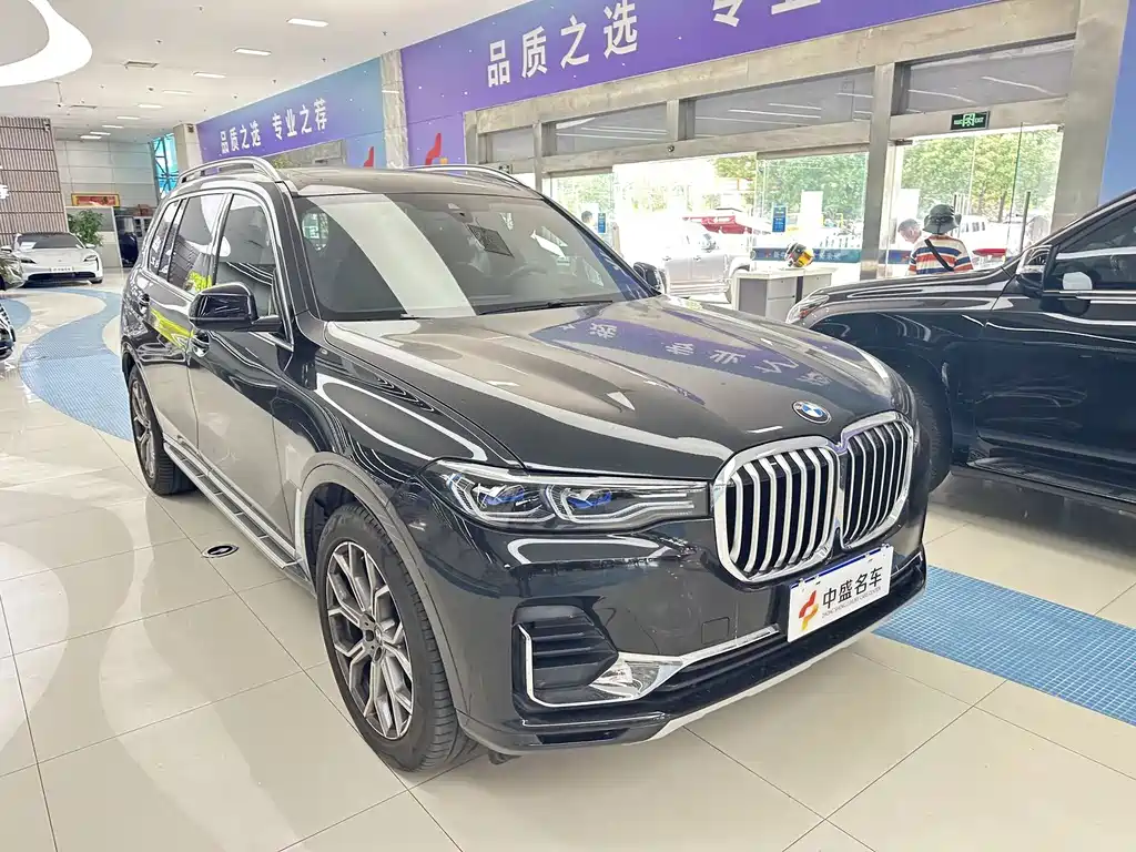 BMW X7 2022 — фото 3