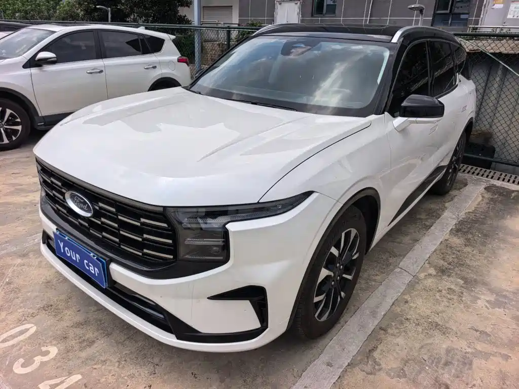 Ford Edge 2025 — фото 1