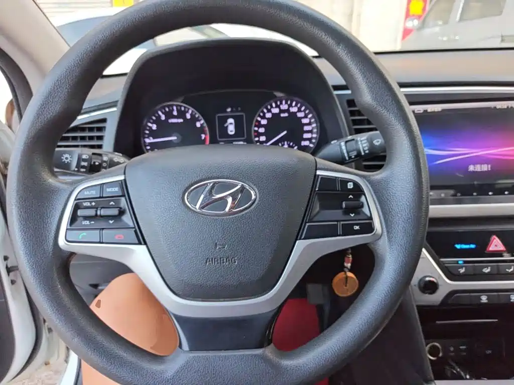 Hyundai Celesta 2017 — фото 11