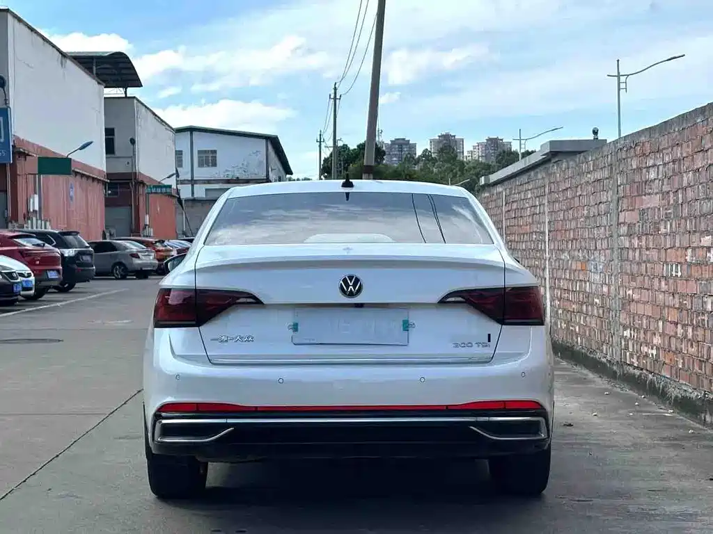 Volkswagen Sagitar 2024