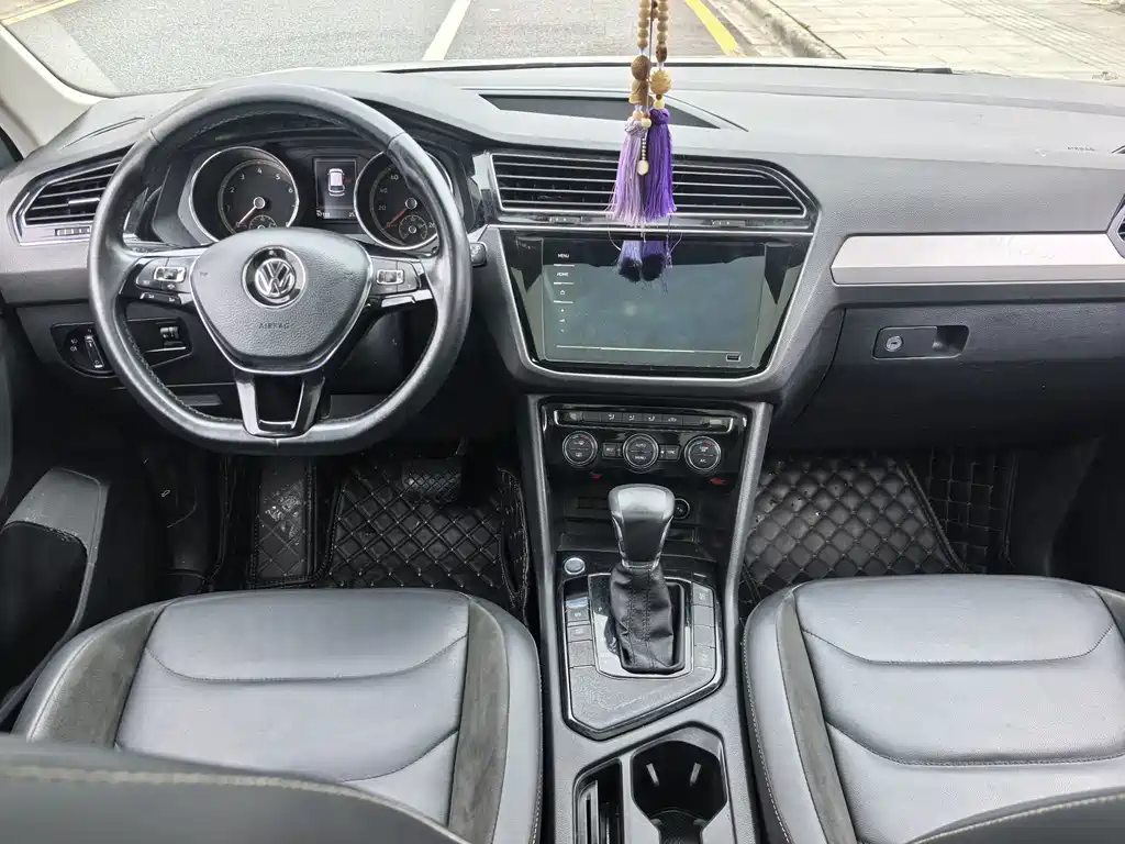 Volkswagen Tiguan L 2020 — фото 13