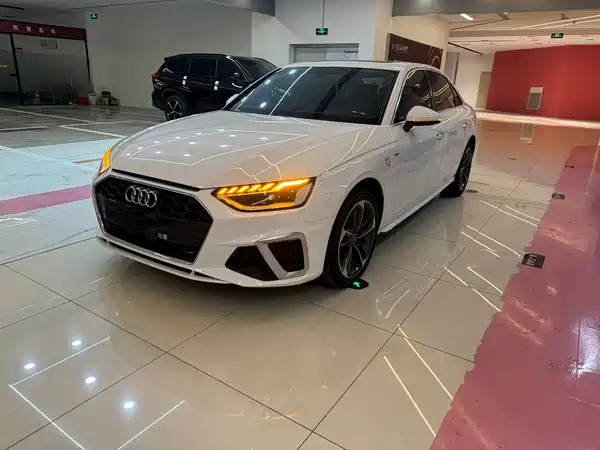 Audi A4L 2023
