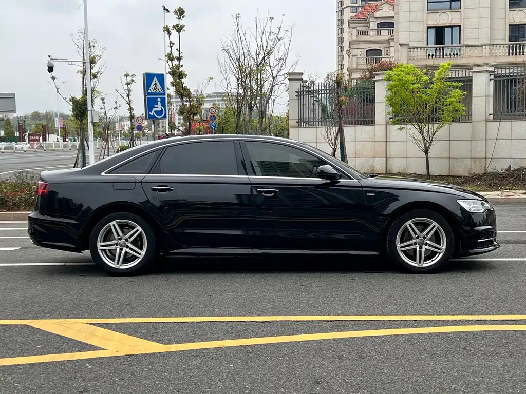 Audi A6L 2018 — фото 8