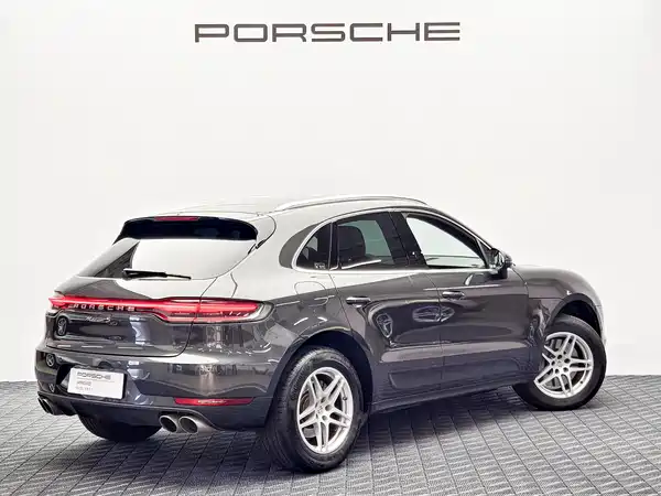 Porsche Macan 2021