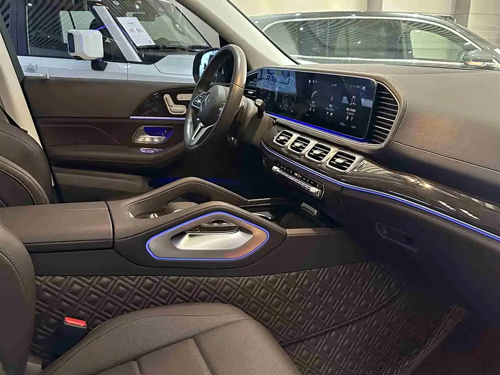 Mercedes-Benz GLE 2020 — фото 7