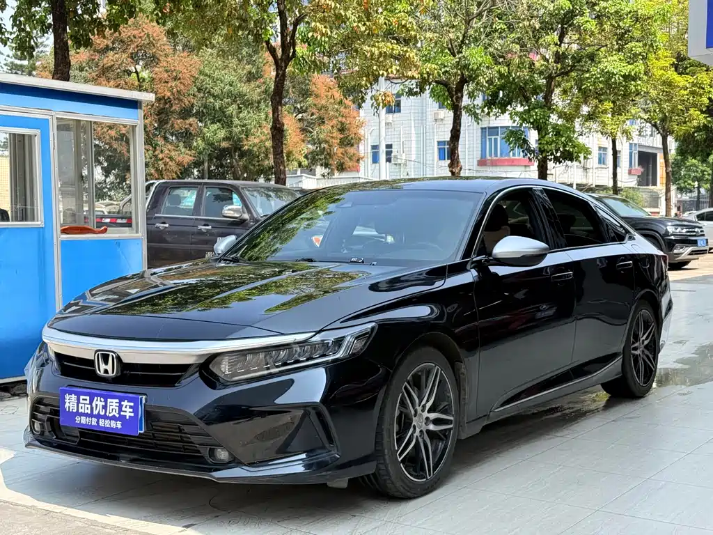 Honda Inspire 2022 — фото 1