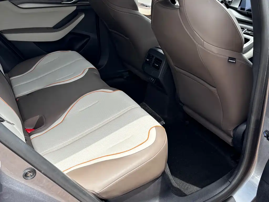 BYD Qin PLUS 2023 — фото 12