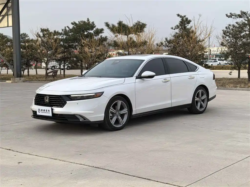 Honda Accord 2024 — фото 1