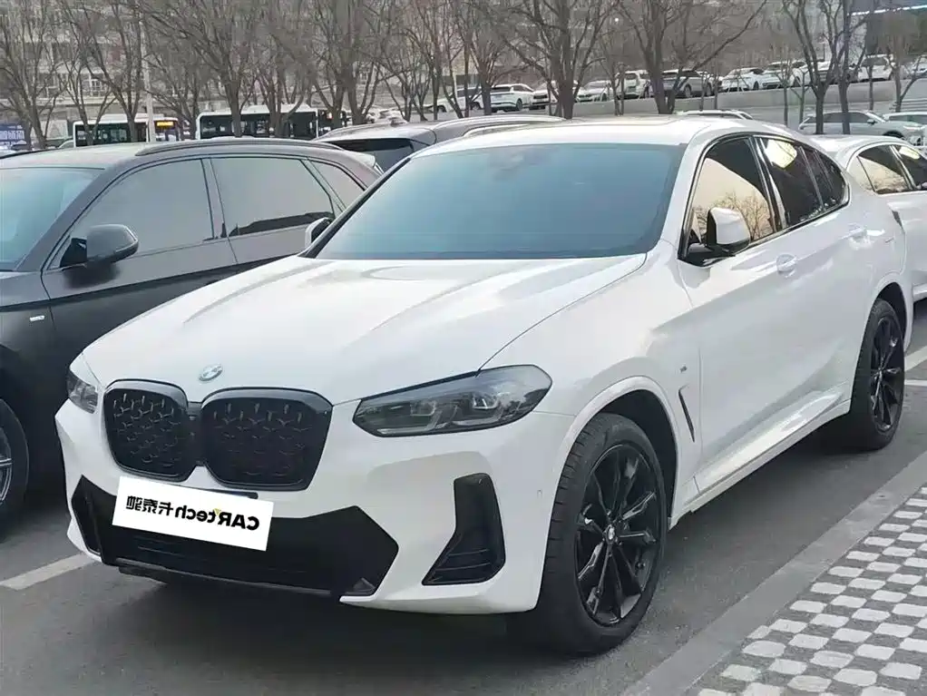 BMW X4 2023 — фото 1