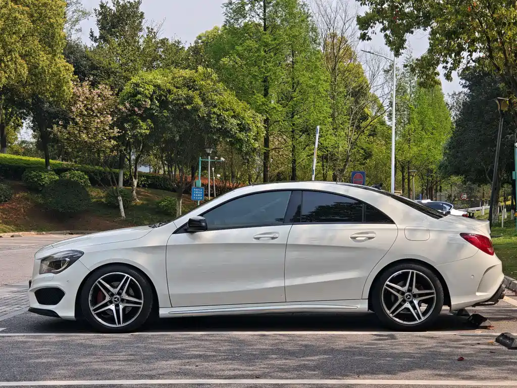 Mercedes-Benz CLA 2015 — фото 3