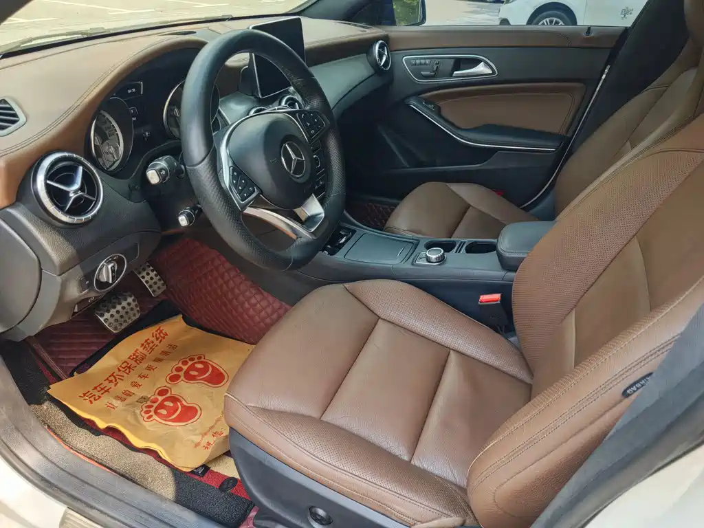 Mercedes-Benz CLA 2015 — фото 7