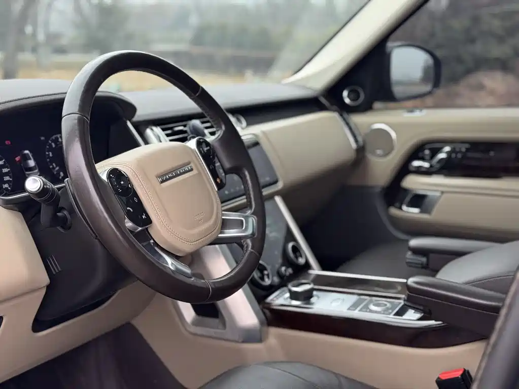 Land Rover Range Rover 2020 — фото 4