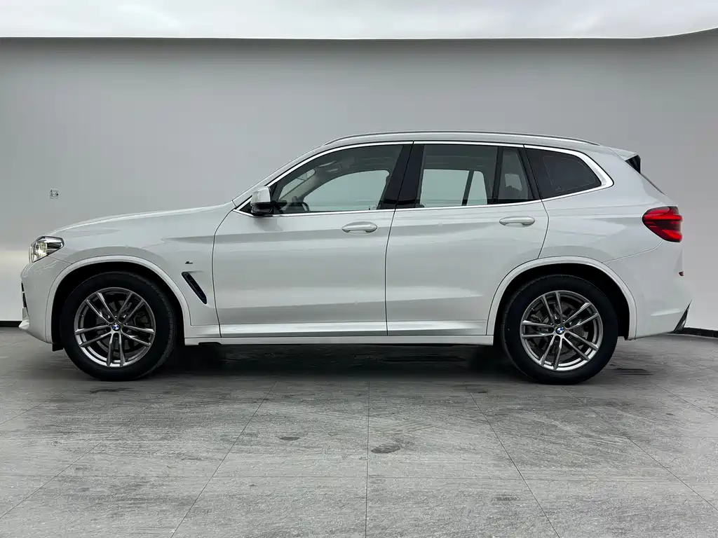 BMW X3 2021 — фото 9