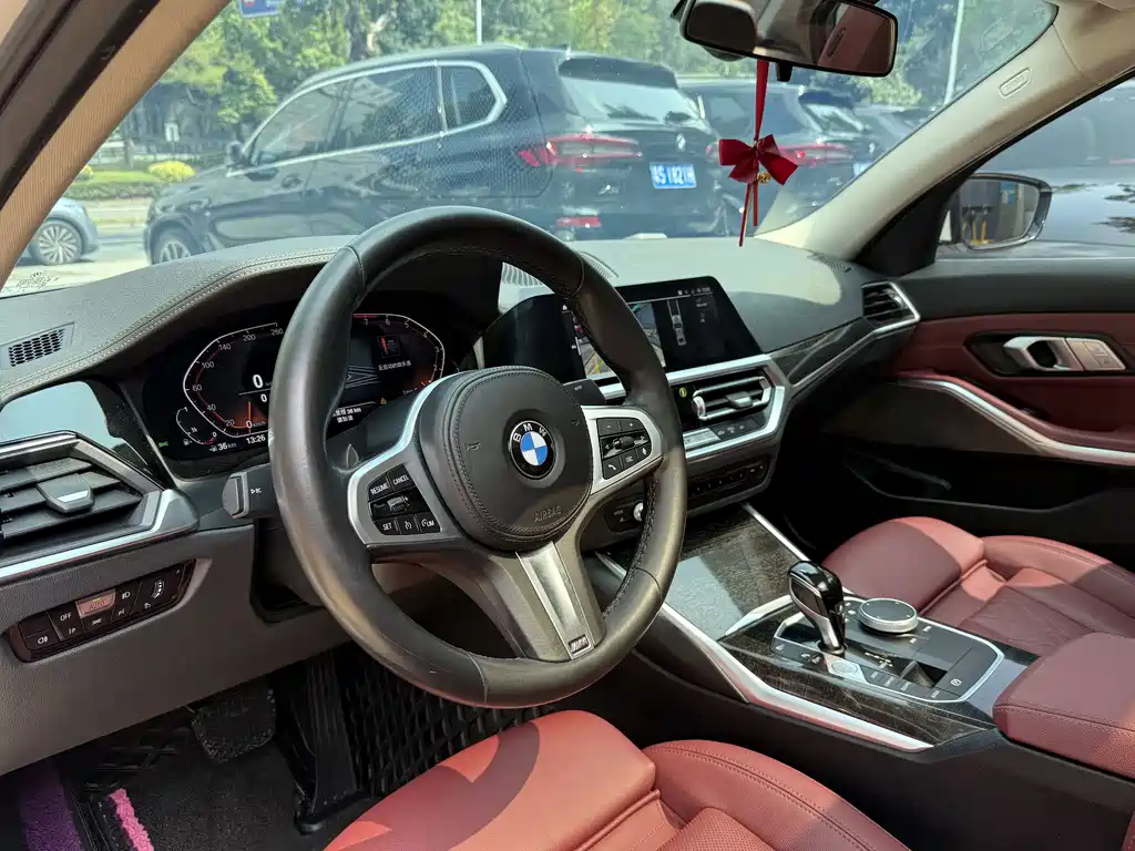 BMW 3 Series 2022 — фото 11