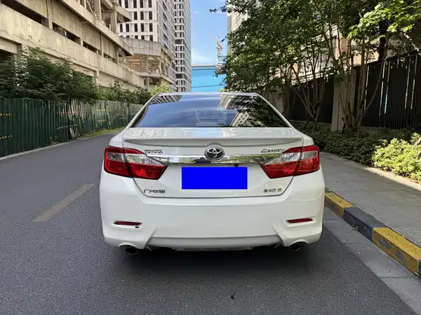 Toyota Camry 2014