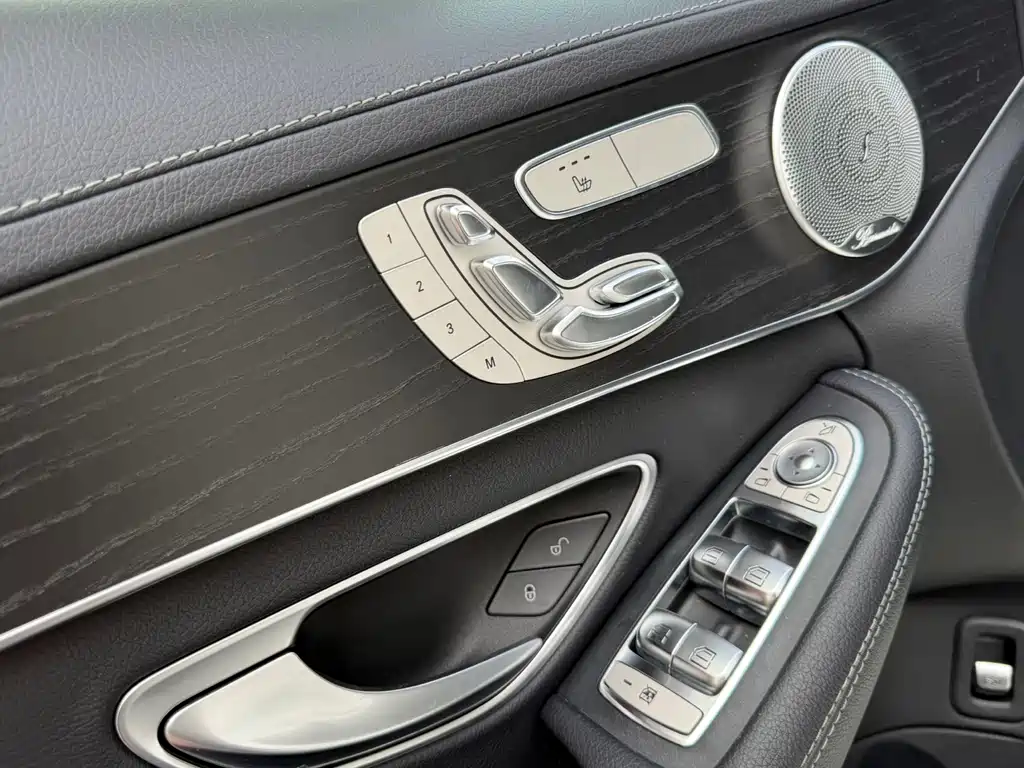 Mercedes-Benz C-Class 2021 — фото 12