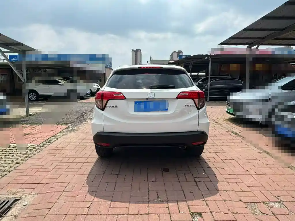 Honda Vezel 2018 — фото 8