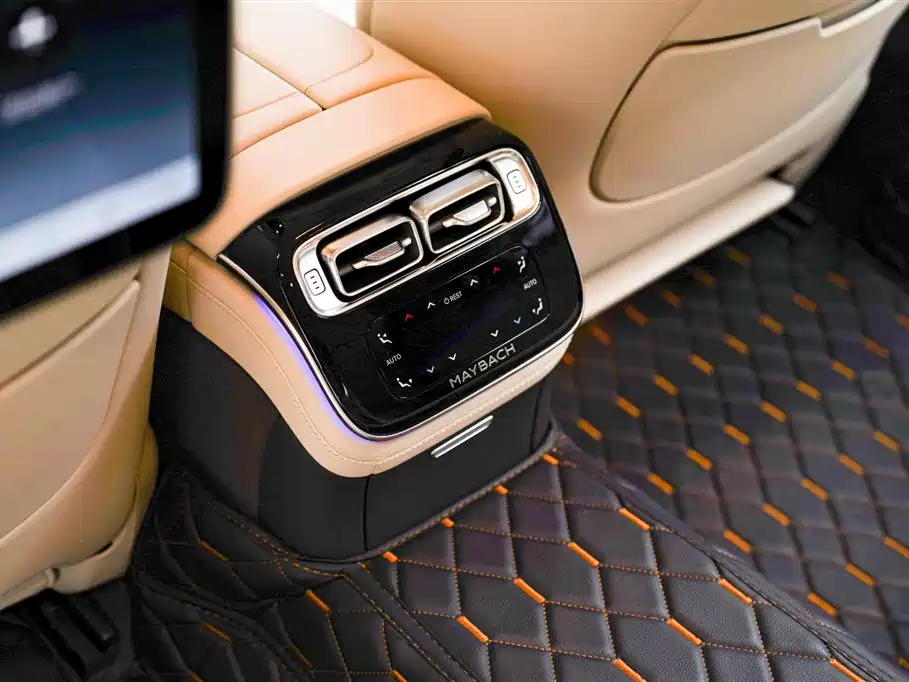 Mercedes-Benz S-Class 2023 — фото 12