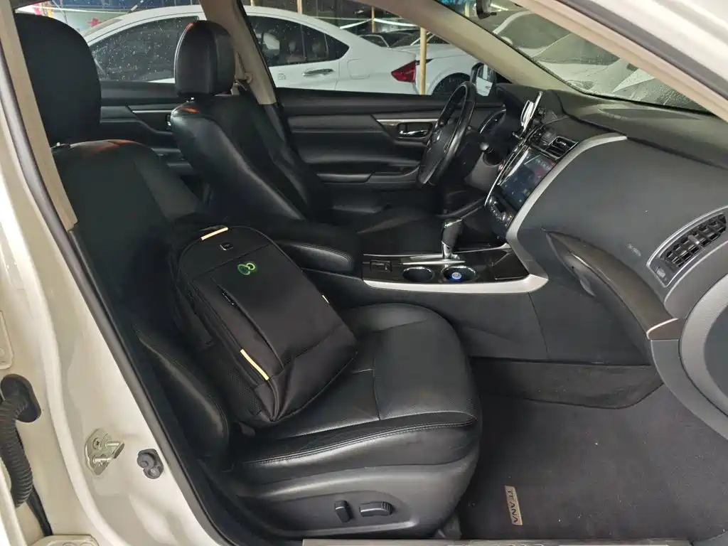 Nissan Teana 2016 — фото 25