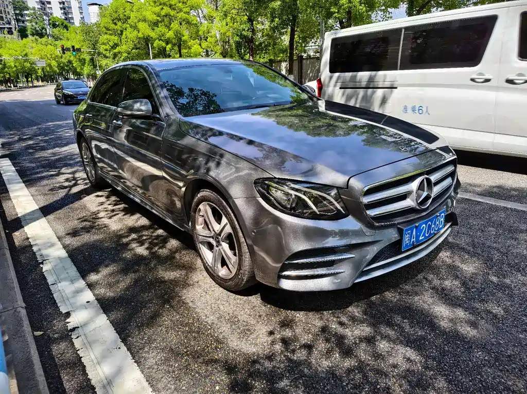 Mercedes-Benz E-Class 2018 — фото 3