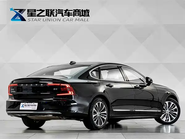 Volvo S90 2024