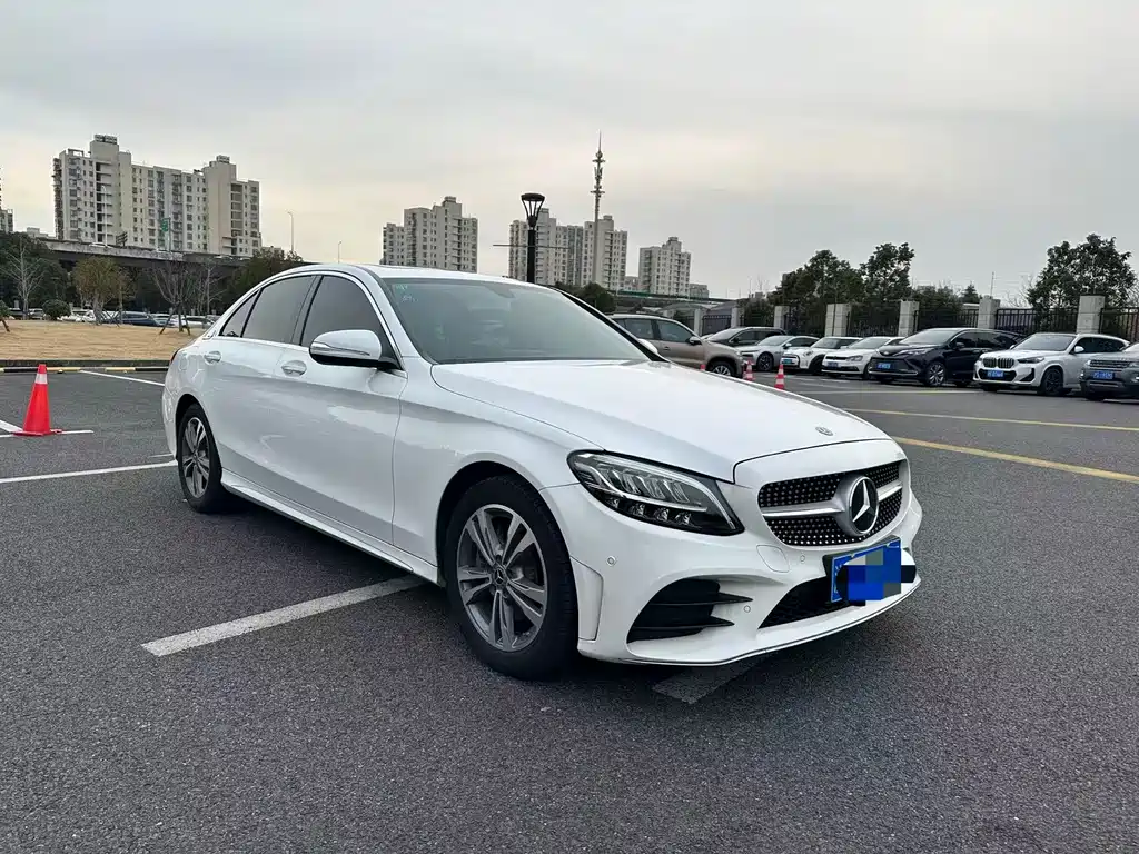 Mercedes-Benz C-Class 2020 — фото 3