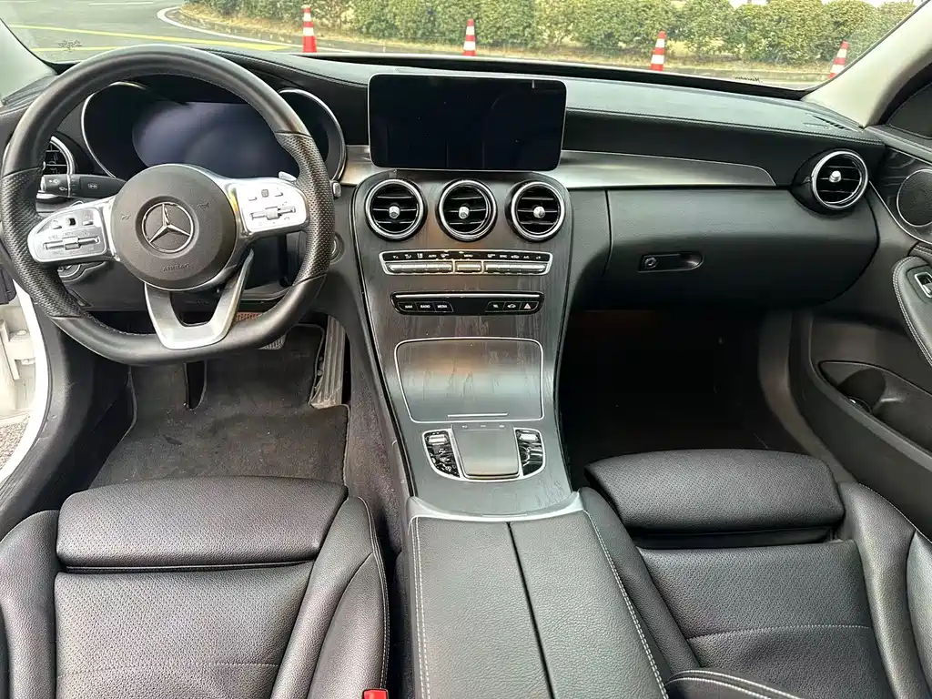 Mercedes-Benz C-Class 2020 — фото 11