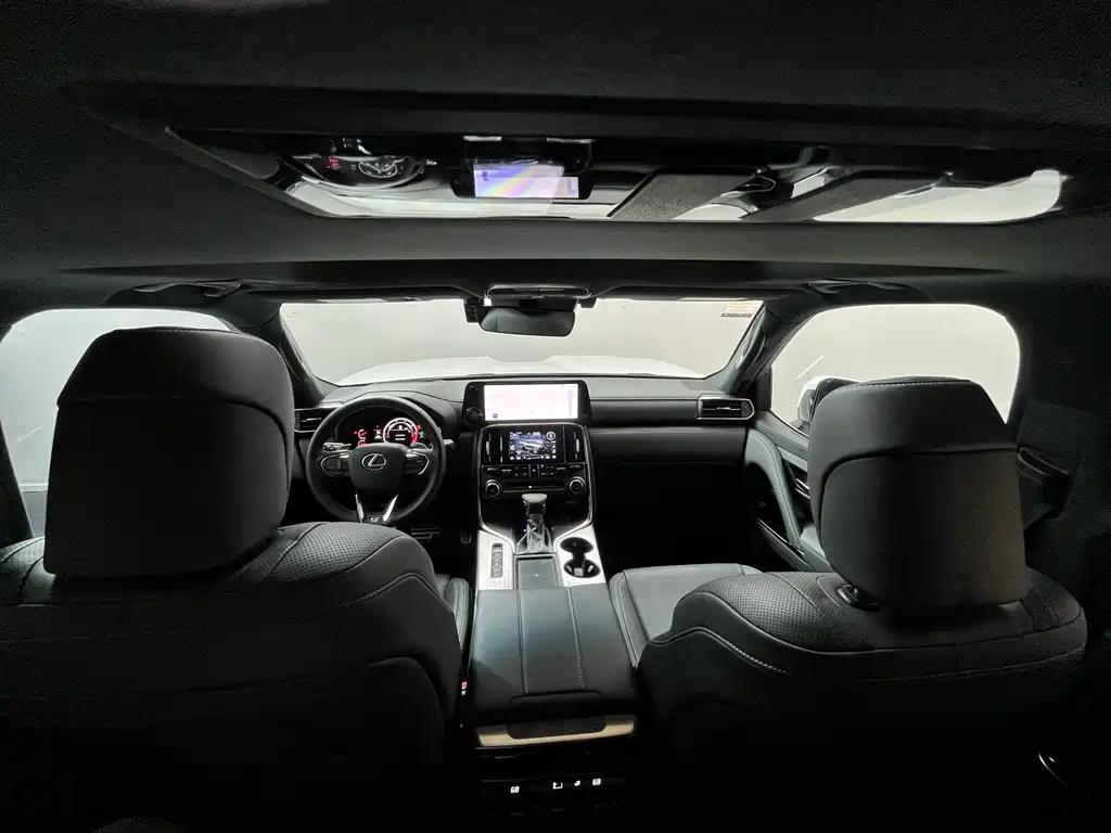 Lexus LX 2024 — фото 10