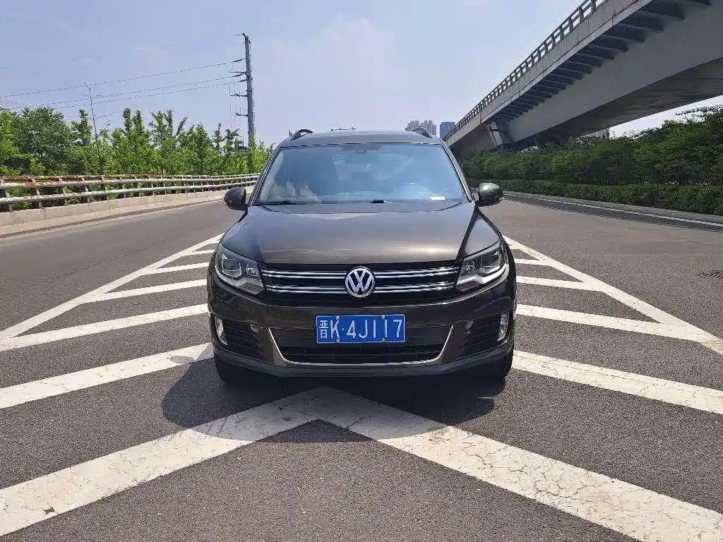 Volkswagen Tiguan 2015 — фото 2