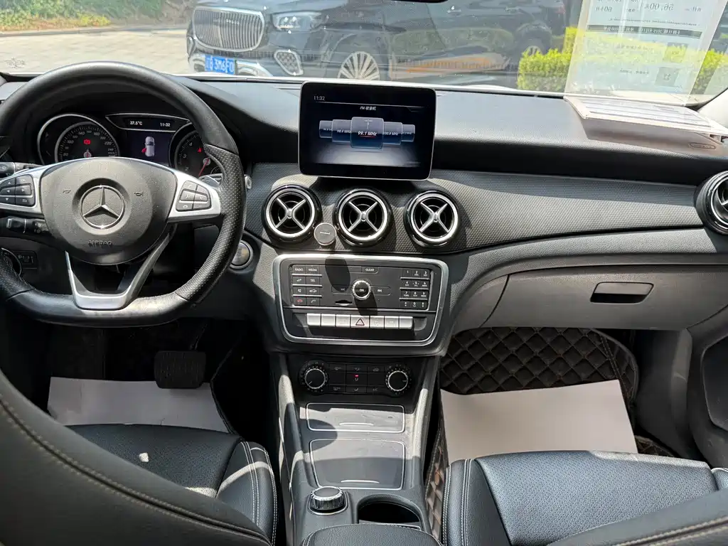 Mercedes-Benz GLA 2019