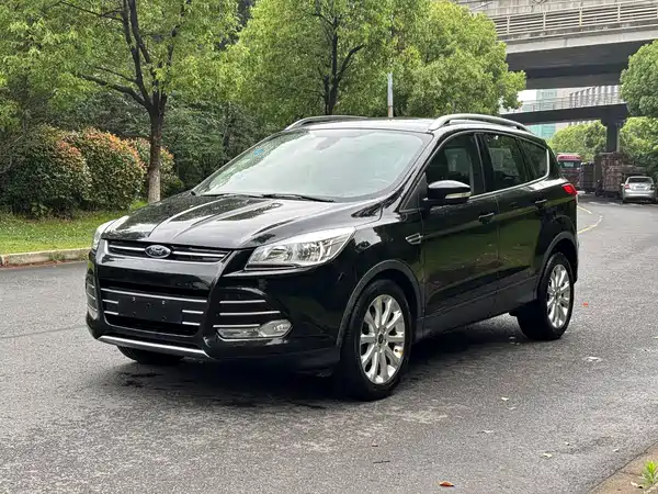 Ford Kuga 2015