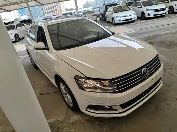Volkswagen Gran Lavida 2019