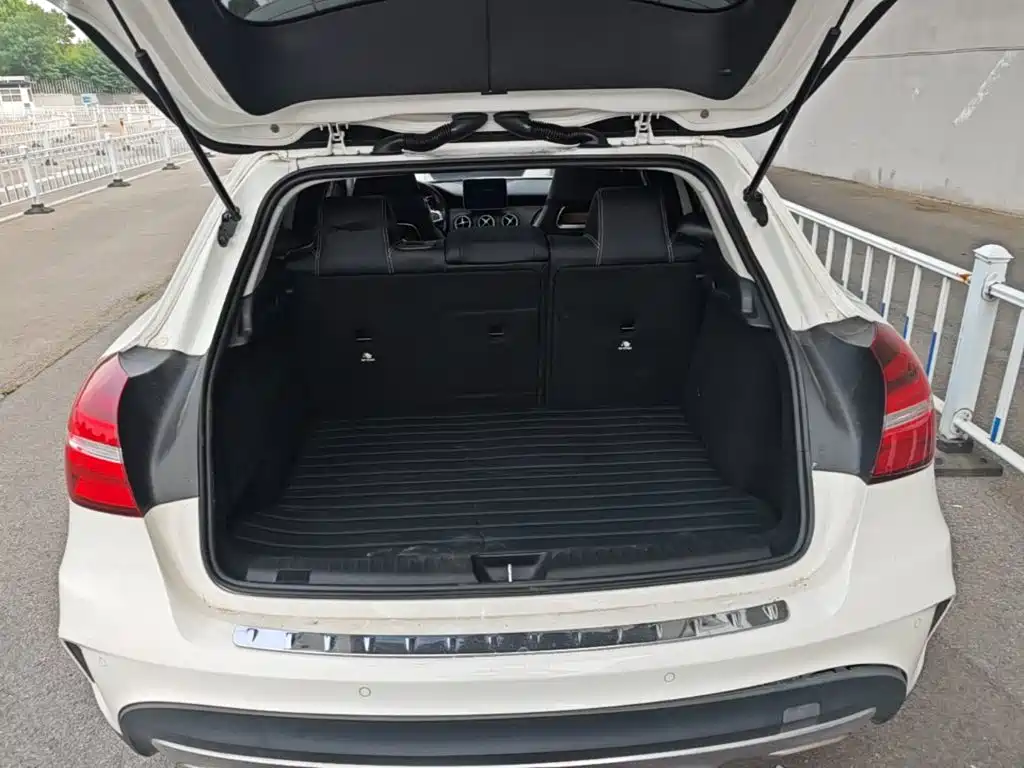 Mercedes-Benz GLA 2019 — фото 19