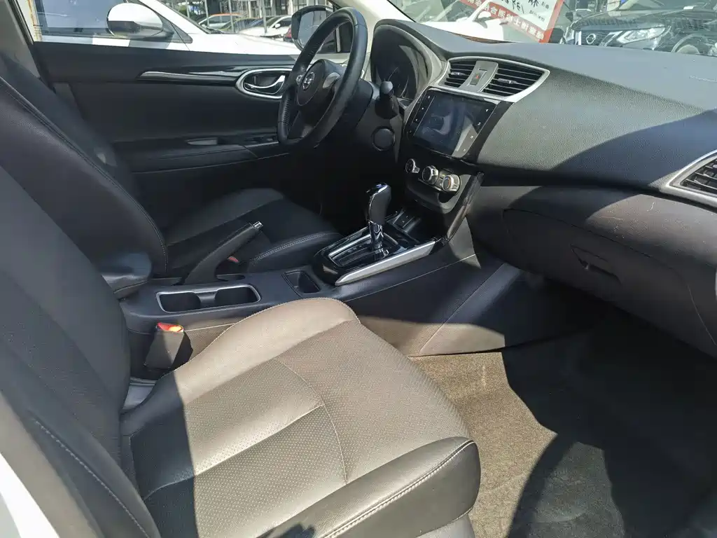 Nissan Sylphy 2019 — фото 11