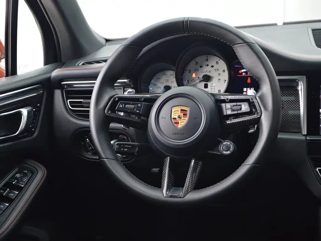 Porsche Macan 2023 — фото 12