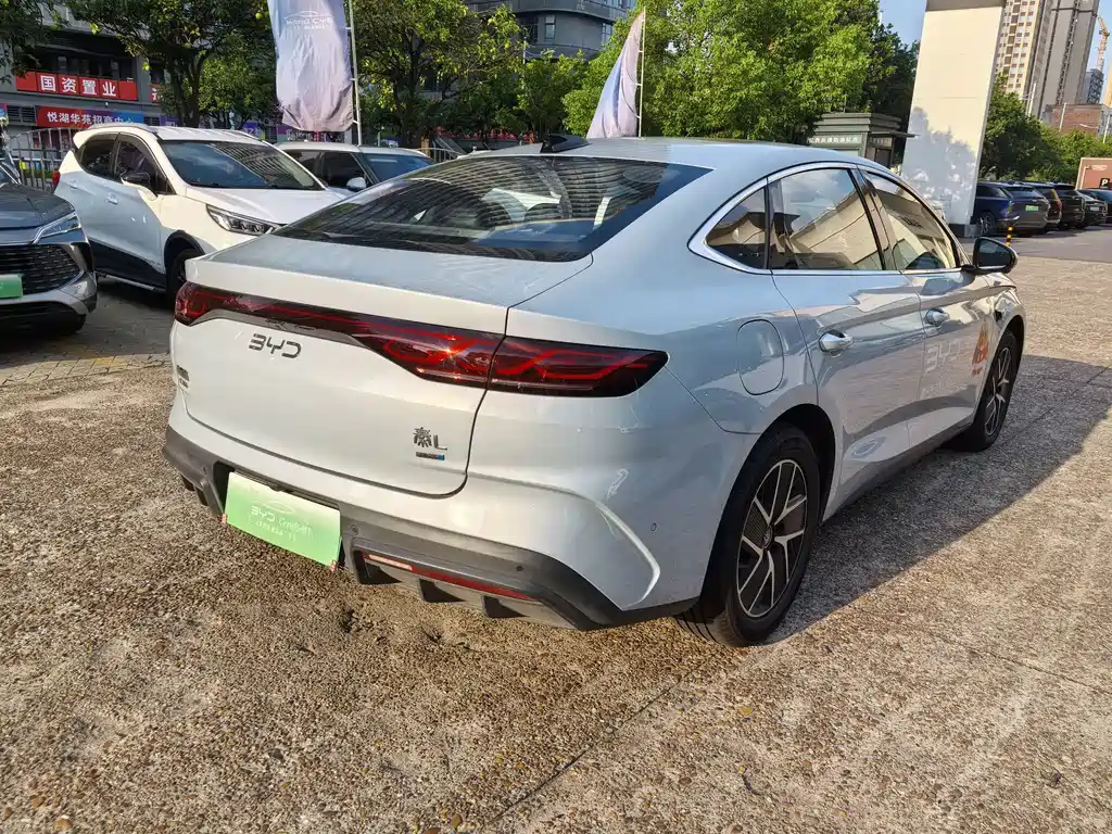 BYD Qin L 2025 — фото 10