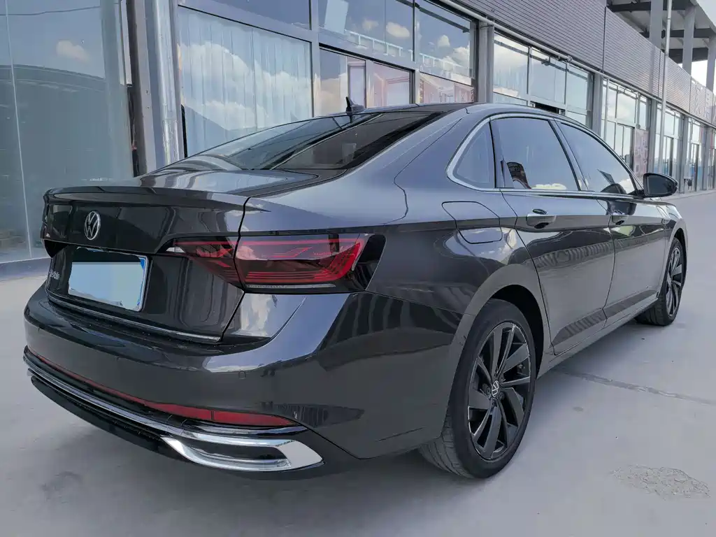 Volkswagen Sagitar 2023