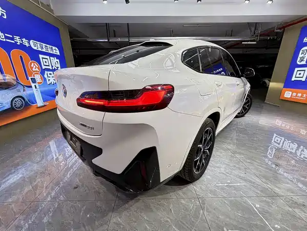 BMW X4 2022