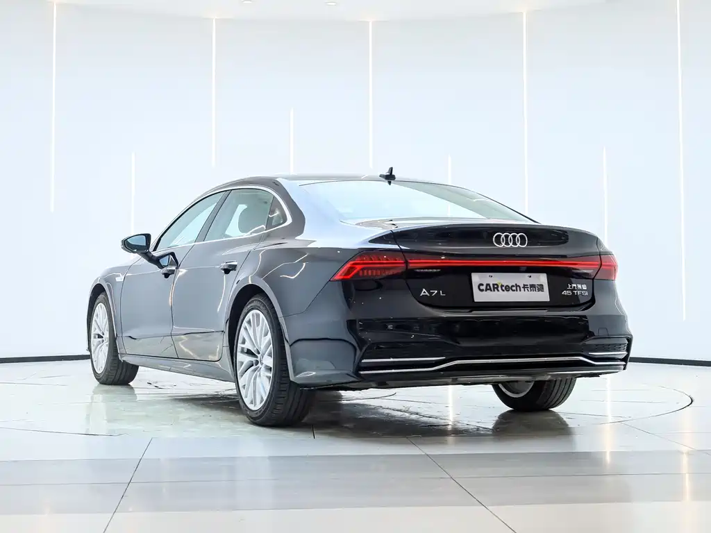 Audi A7L 2024 — фото 8
