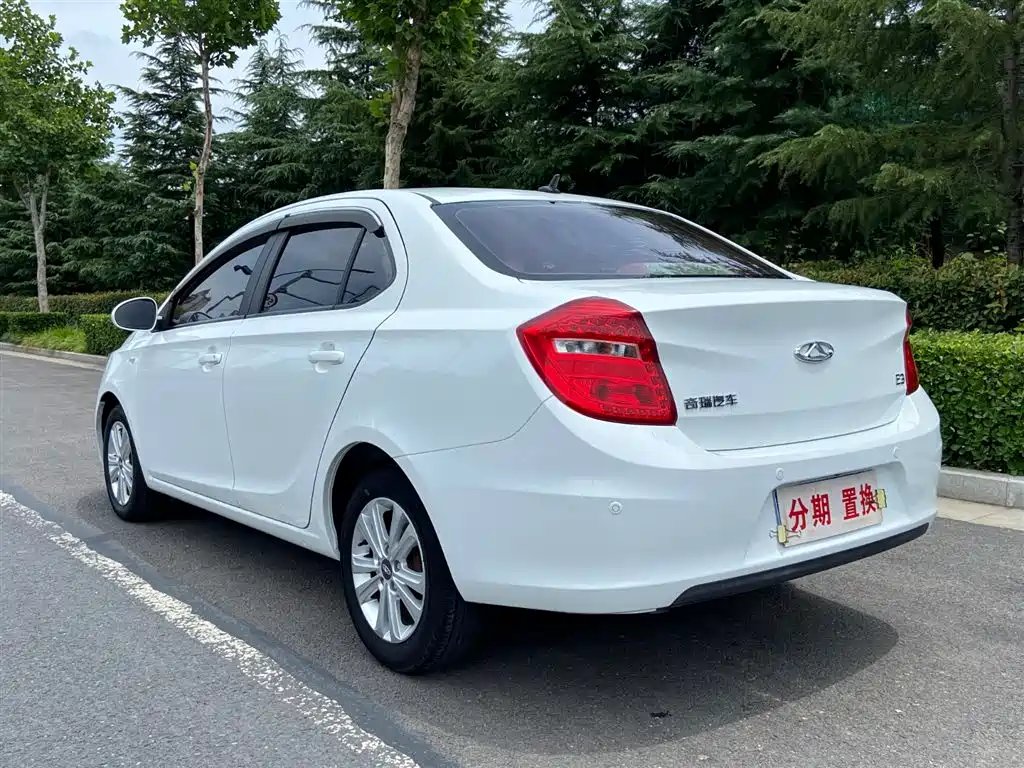 Chery E3 2015 — фото 14
