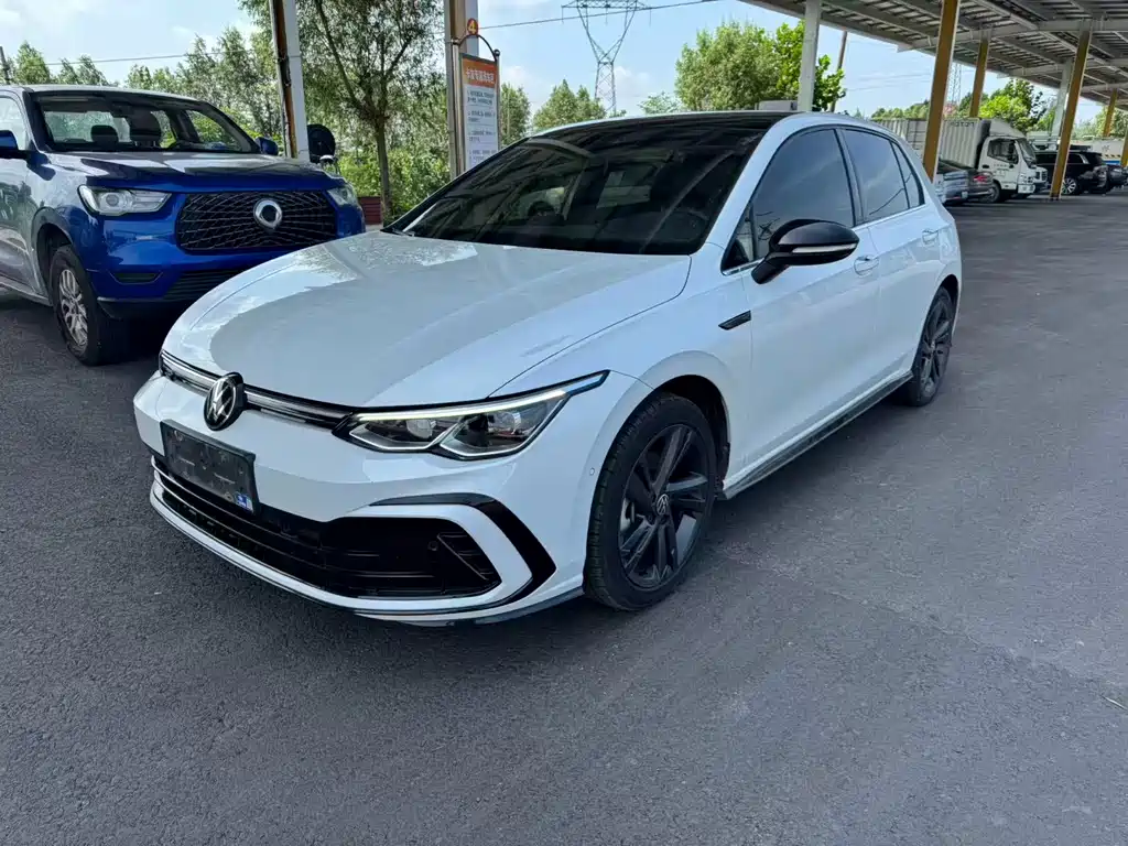 Volkswagen Golf 2022