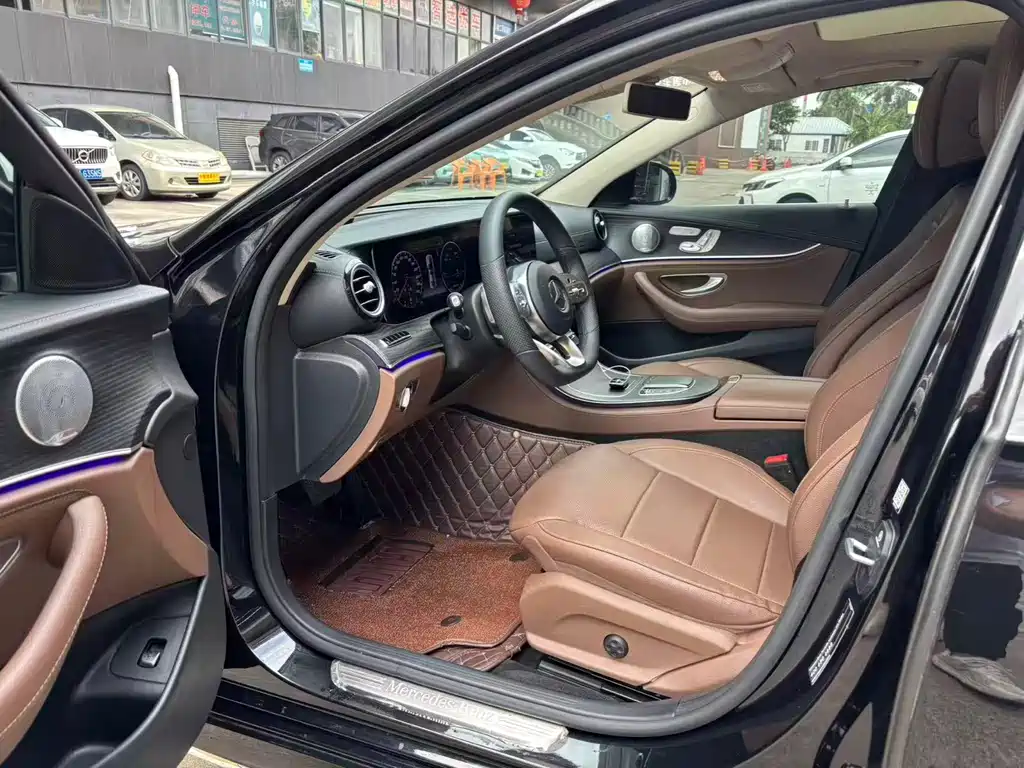 Mercedes-Benz E-Class 2020 — фото 4