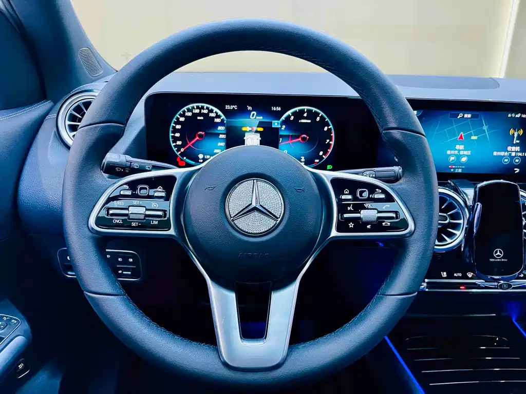 Mercedes-Benz GLA 2021 — фото 11